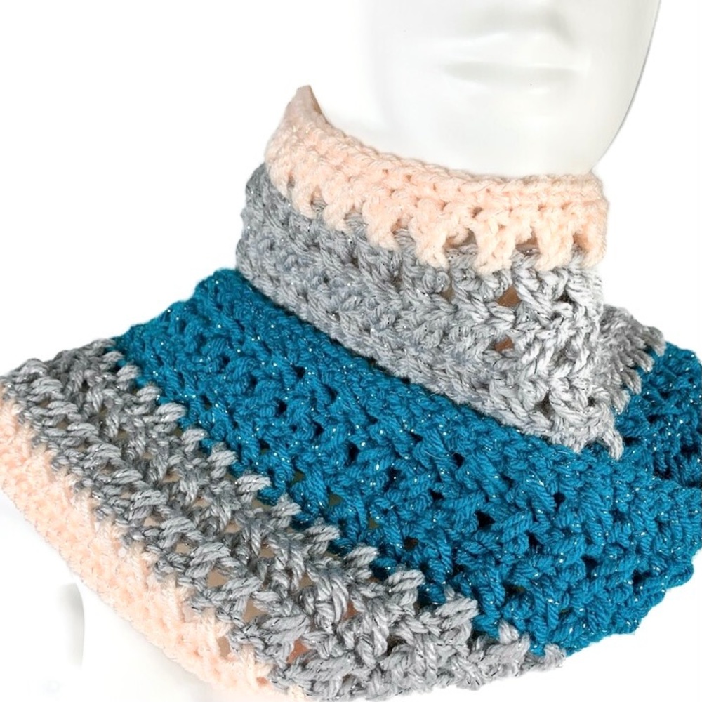 Handmade Women’s Scarf